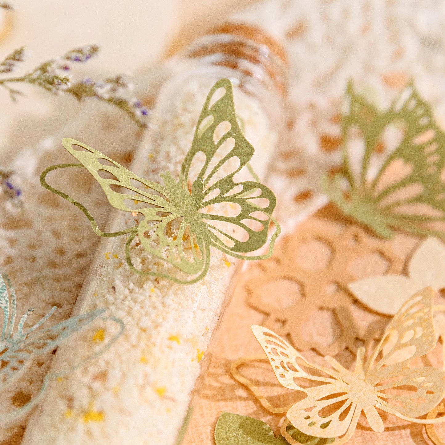 Vintage Floral Cutout